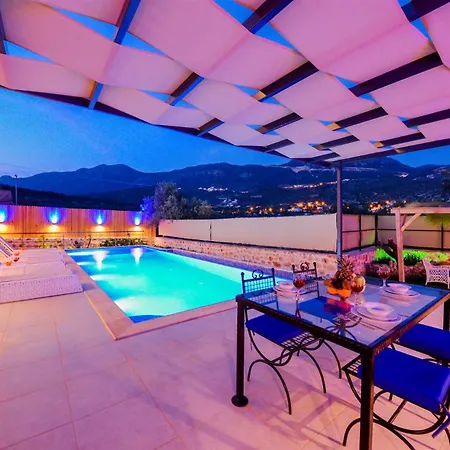 Black Rose Villa *